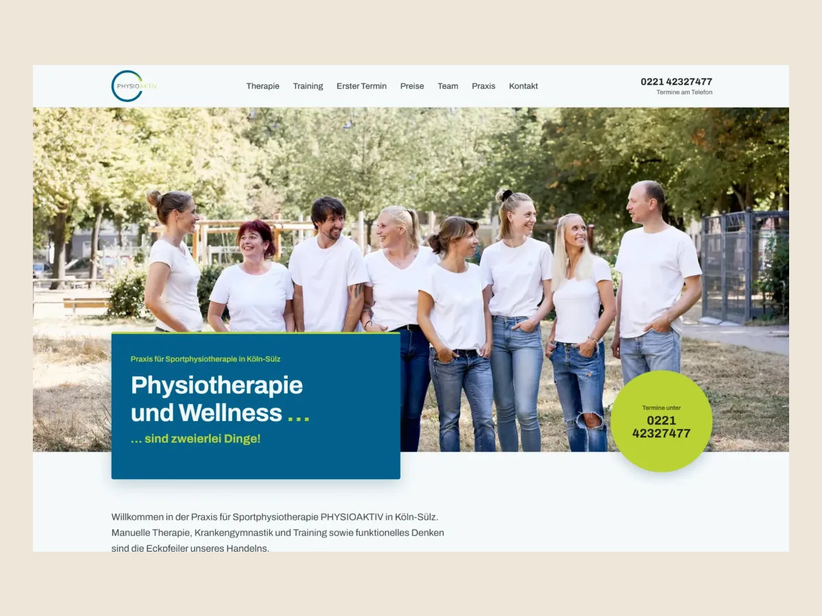 Startseite der Website PHYSIOAKTIV mit prominent platzierter Telefonnummer.